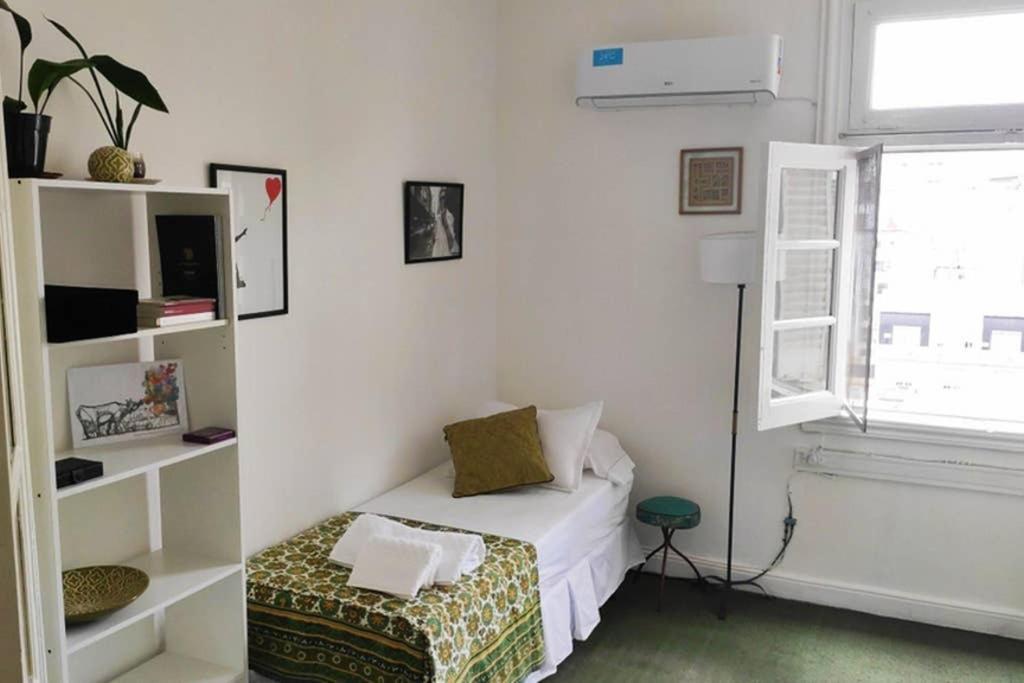 Apartamento Amplio, tranquilo y muy luminoso departamento de 3 ambientes a metros del Obelisco y del Teatro Colón Ciudad Autónoma de Ciudad Autónoma de Buenos Aires Exterior foto